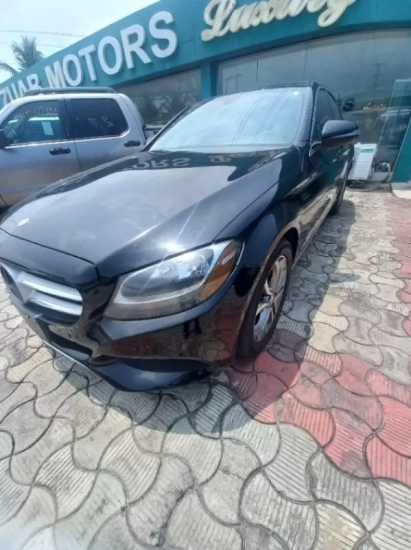 Mercedes-Benz C 300   - 2016