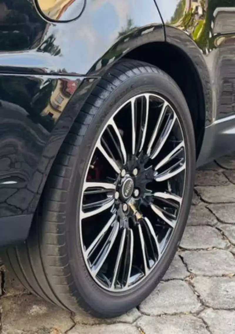 Land Rover Range Rover Sport   - 2015