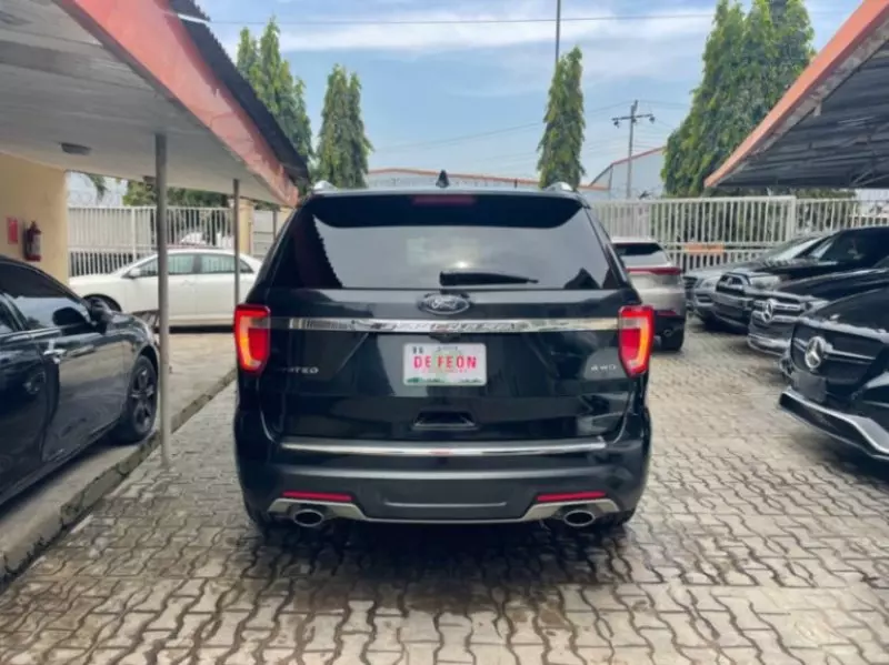 Ford Explorer XLT 3.5L   - 2018