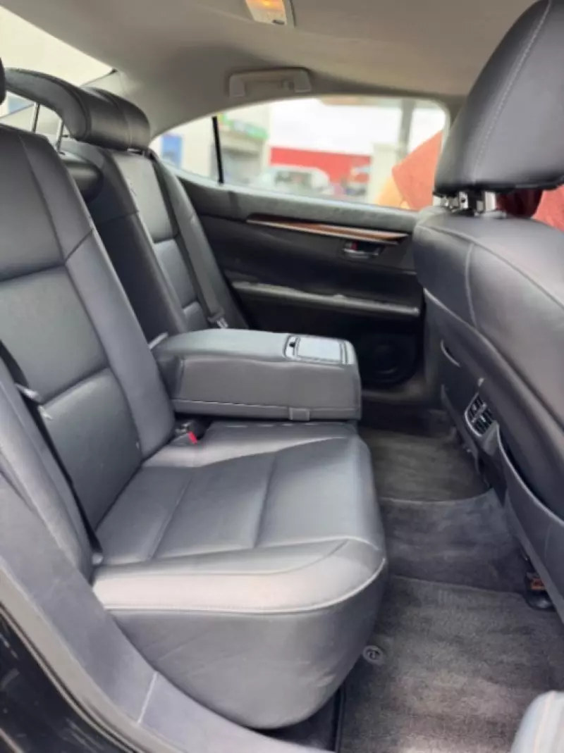 Lexus ES 350   - 2013