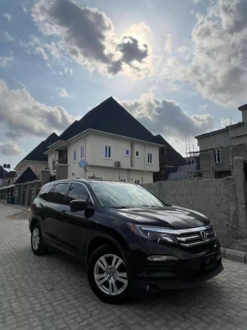 Honda Pilot   - 2016