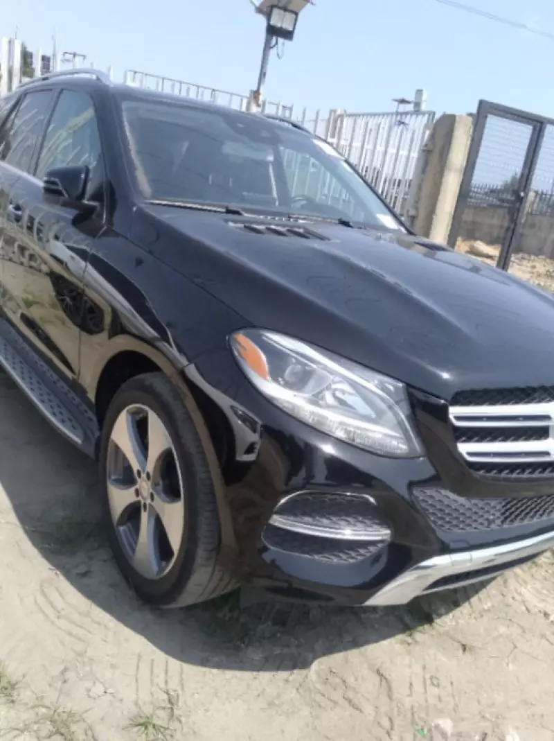 Mercedes-Benz GLE 350