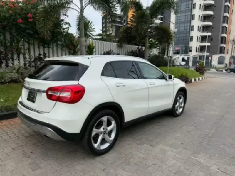 Mercedes-Benz GLA 250   - 2018
