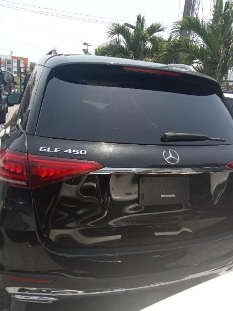 Mercedes-Benz GLE-Class   - 2020