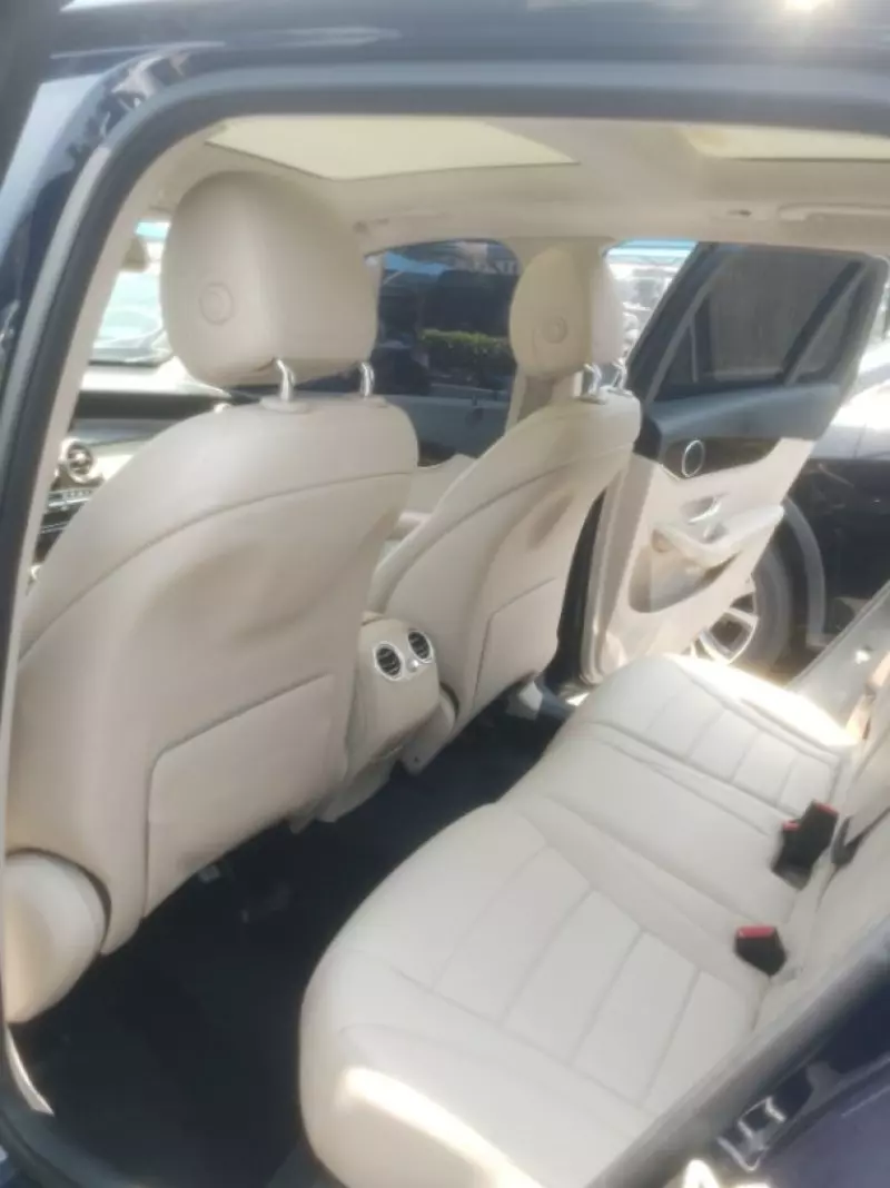 Mercedes-Benz GLC 300   - 2016