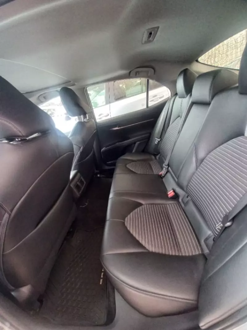 Toyota Camry   - 2018