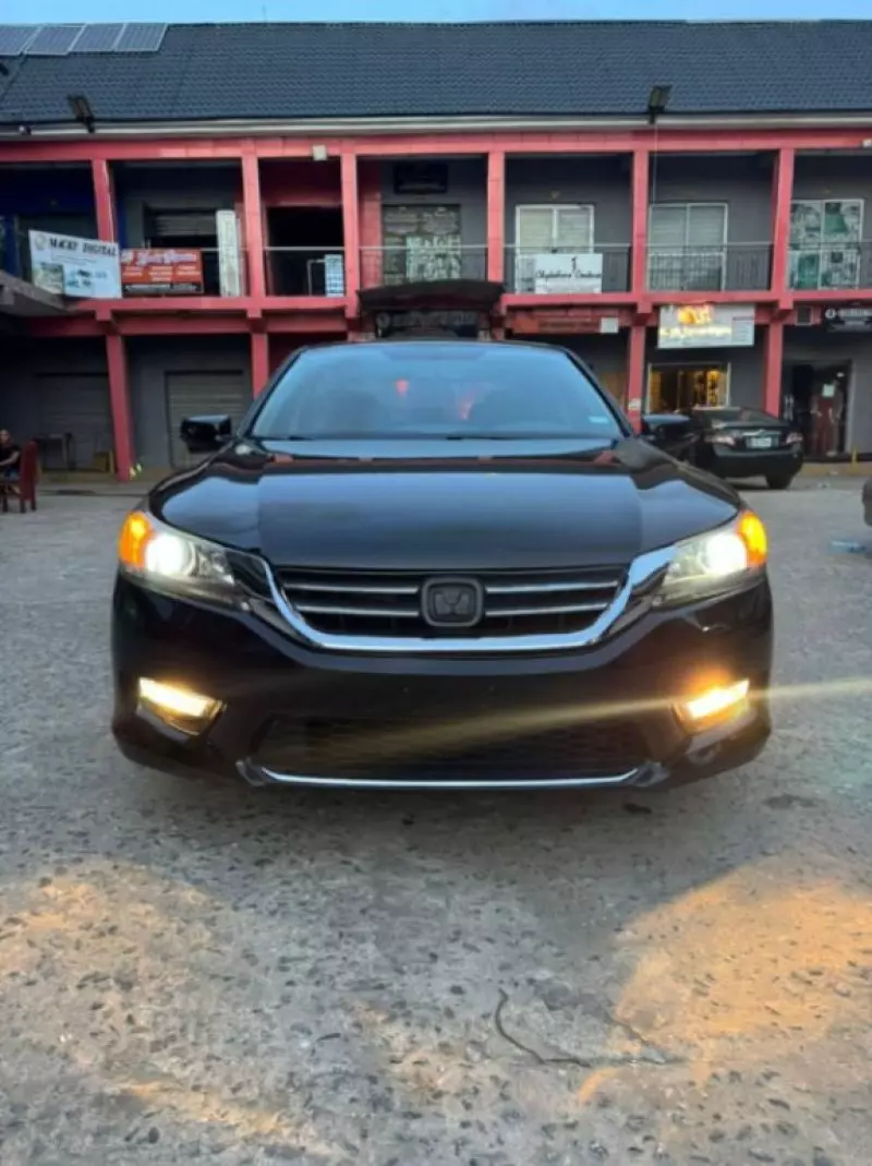 Honda Accord   - 2014