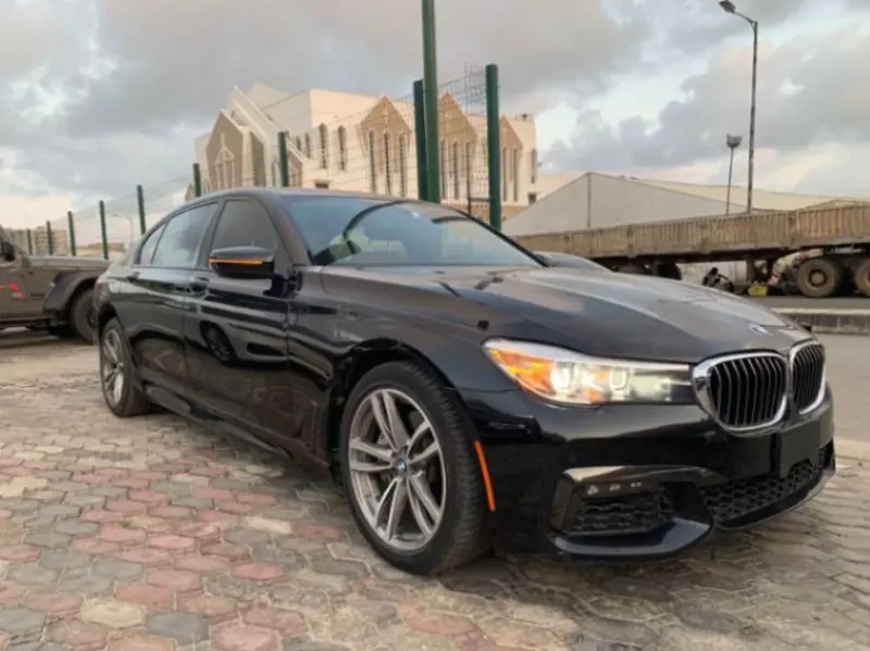 BMW 740 li