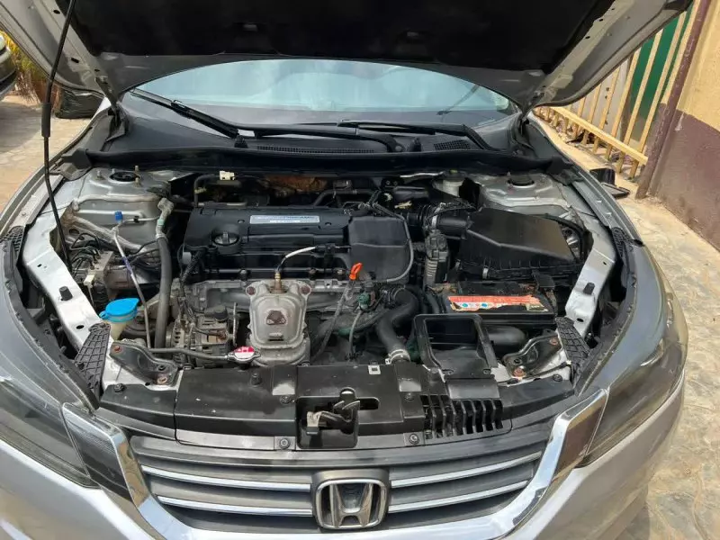 Honda Accord   - 2015