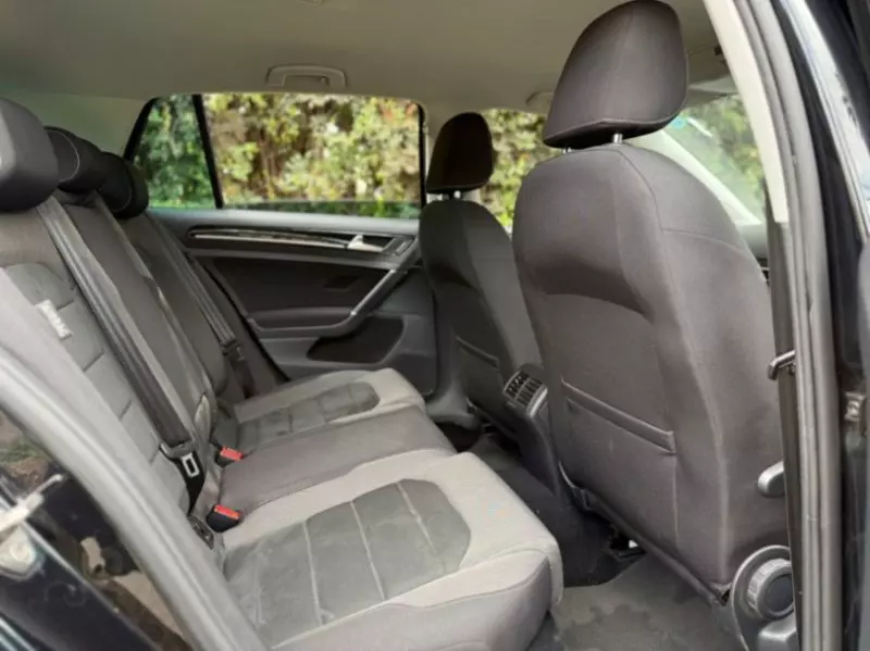 Volkswagen Golf   - 2018