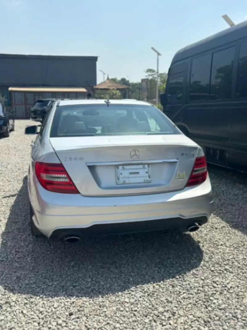 Mercedes-Benz C-Class   - 2013