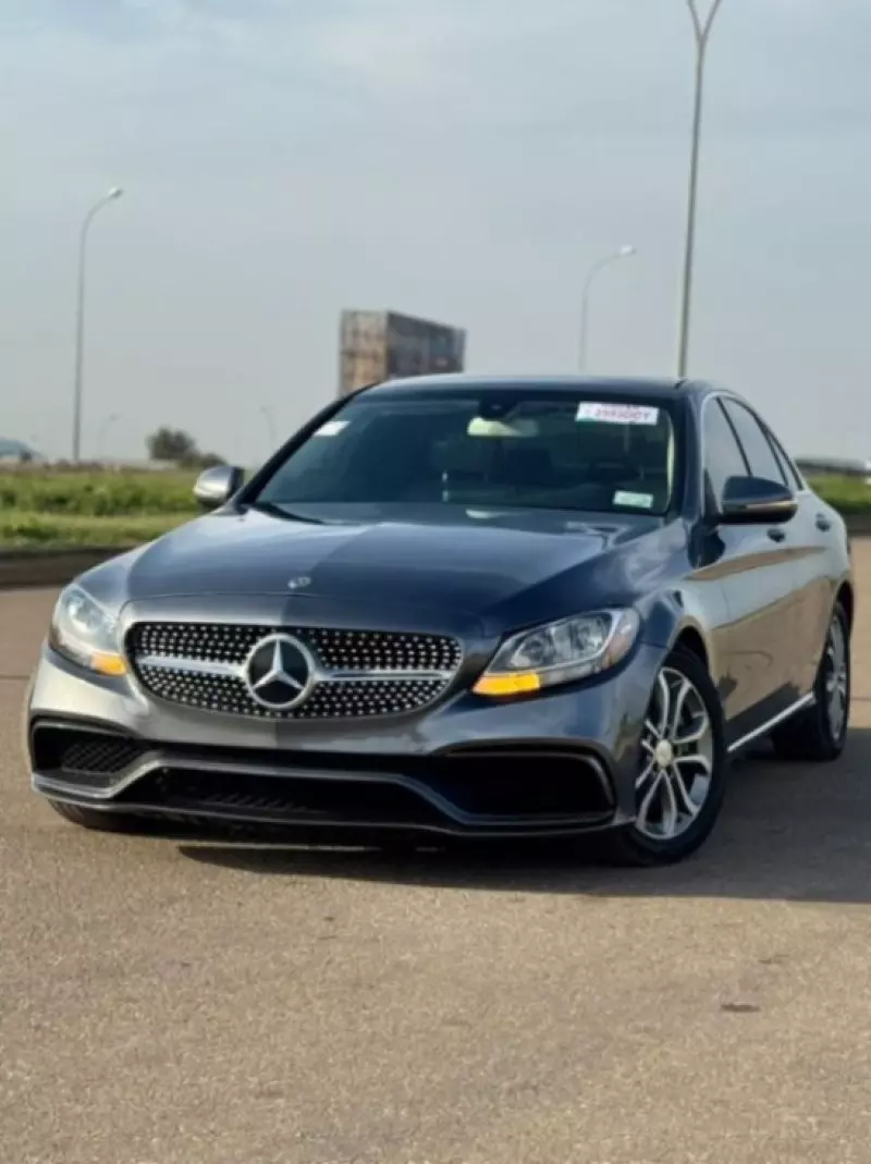 Mercedes-Benz C 300   - 2018