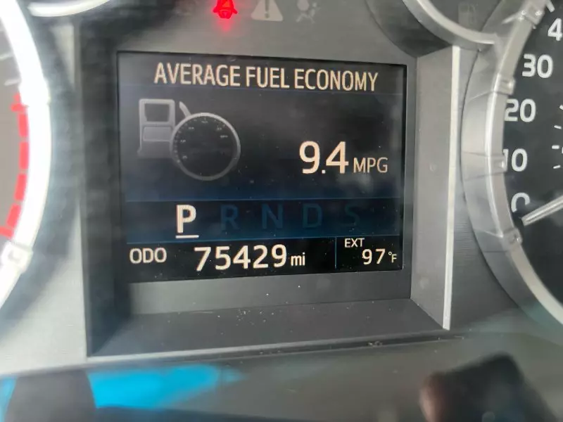 Toyota Tundra   - 2015
