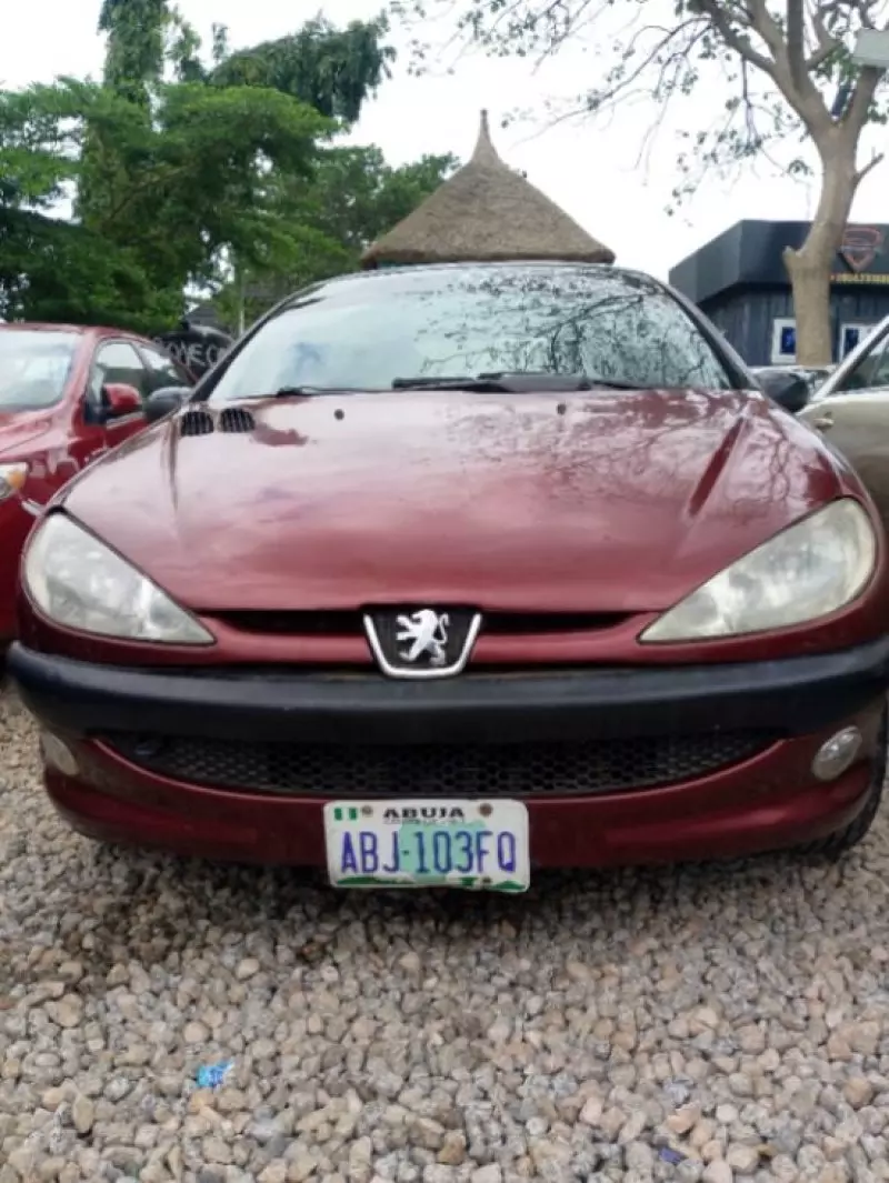 Peugeot 206   - 2005