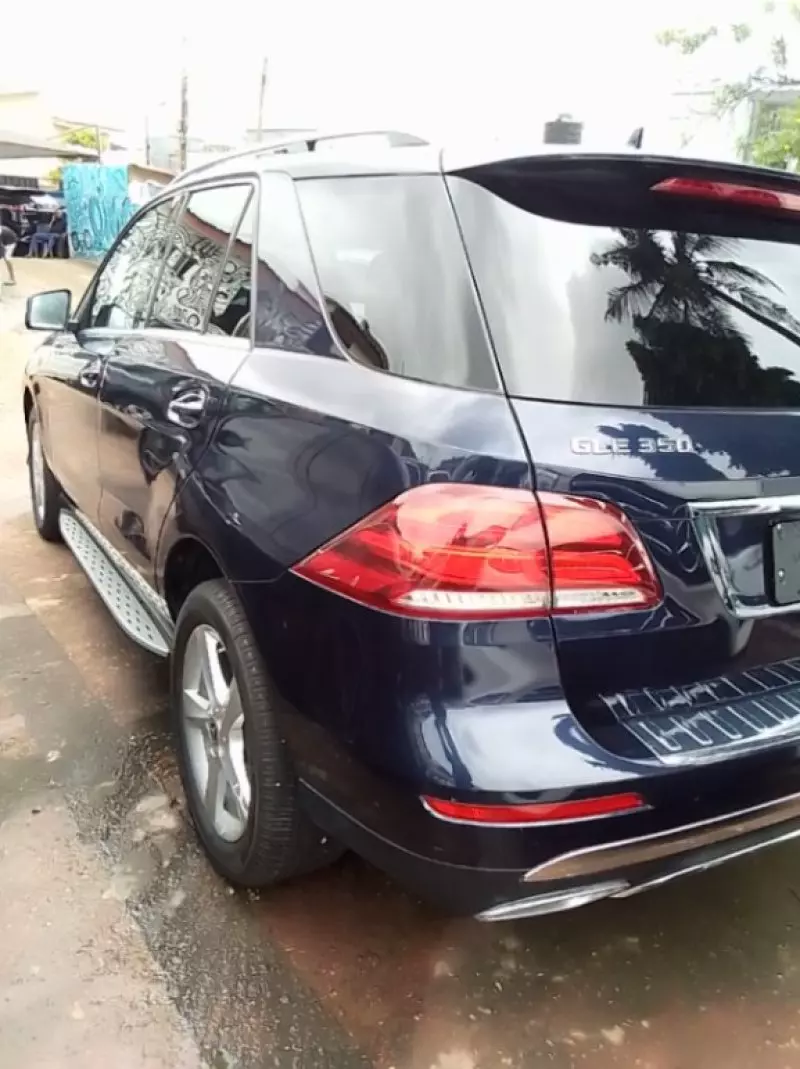 Mercedes-Benz GLE 350   - 2010