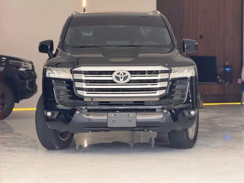 Toyota Land Cruiser   - 2024