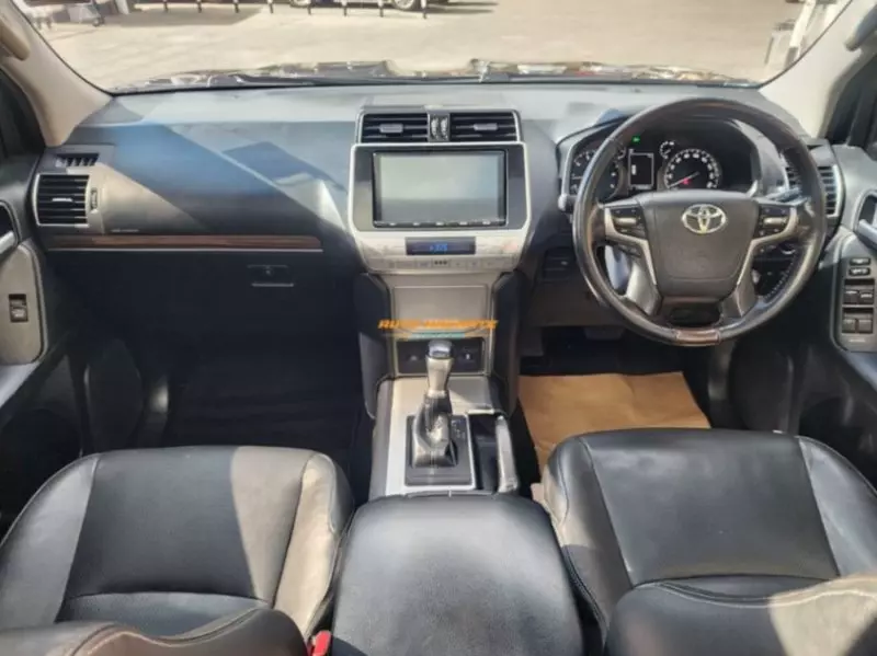 Toyota Landcruiser Prado   - 2018