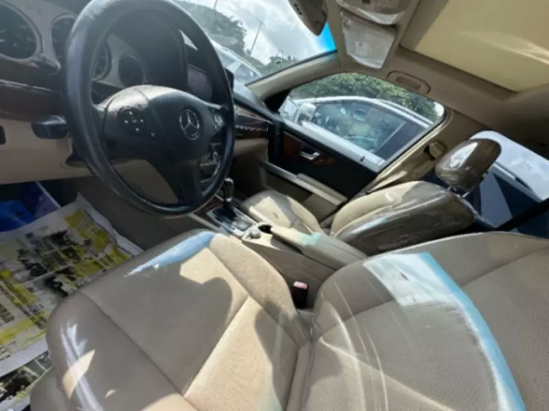 Mercedes-Benz GLK 350   - 2011