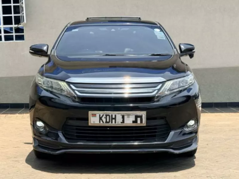 Toyota Harrier   - 2015