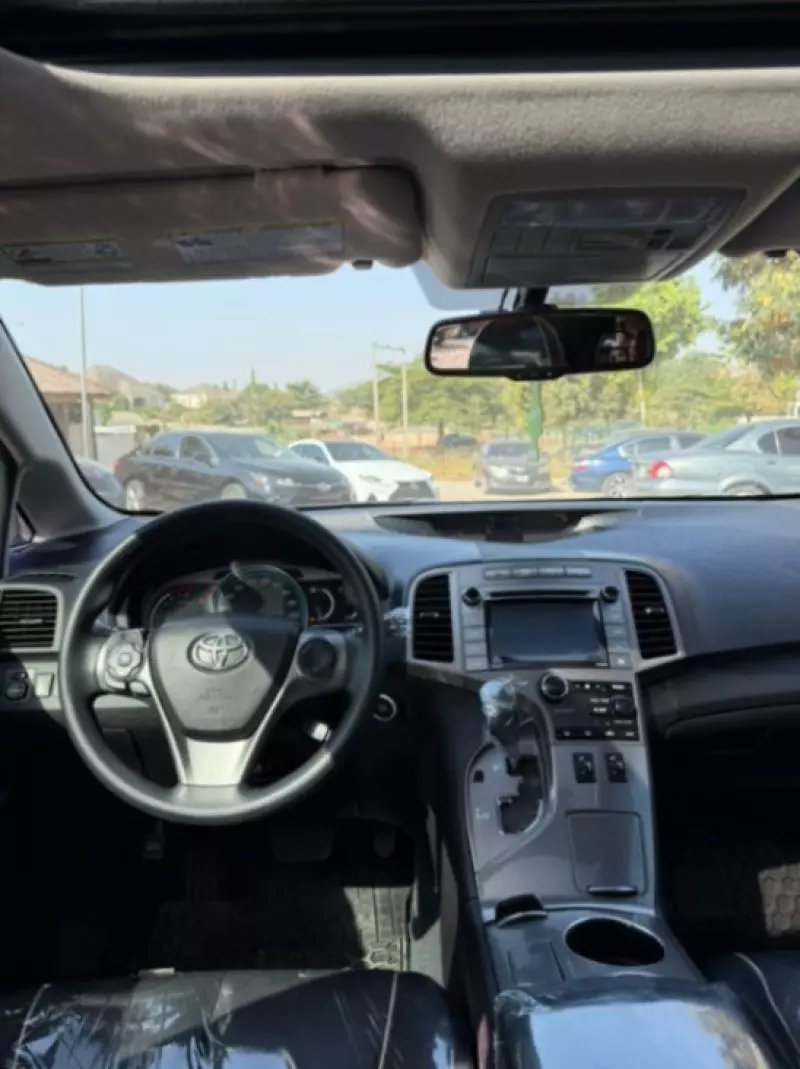 Toyota Venza   - 2013