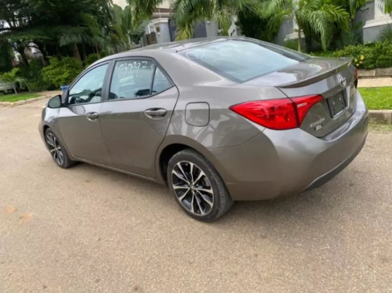 Toyota corolla   - 2018
