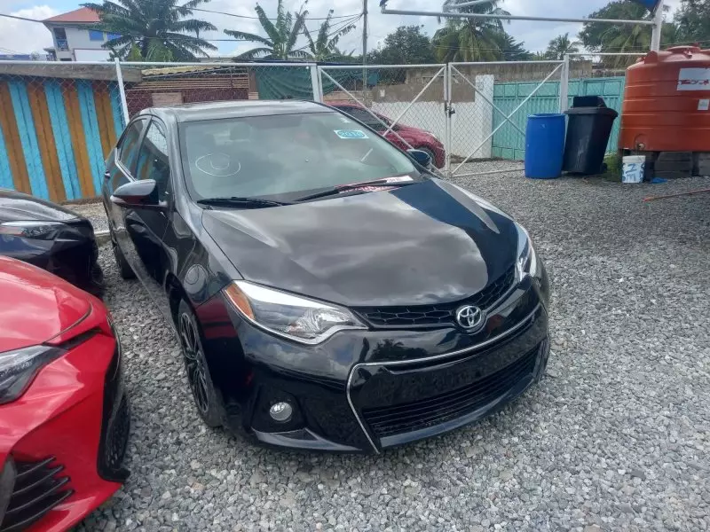 Toyota Corolla   - 2016