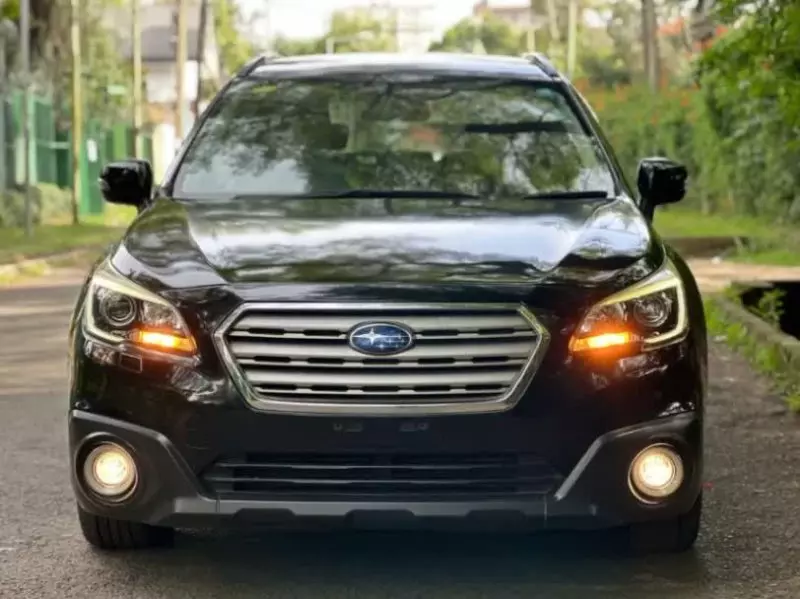 Subaru Outback   - 2017