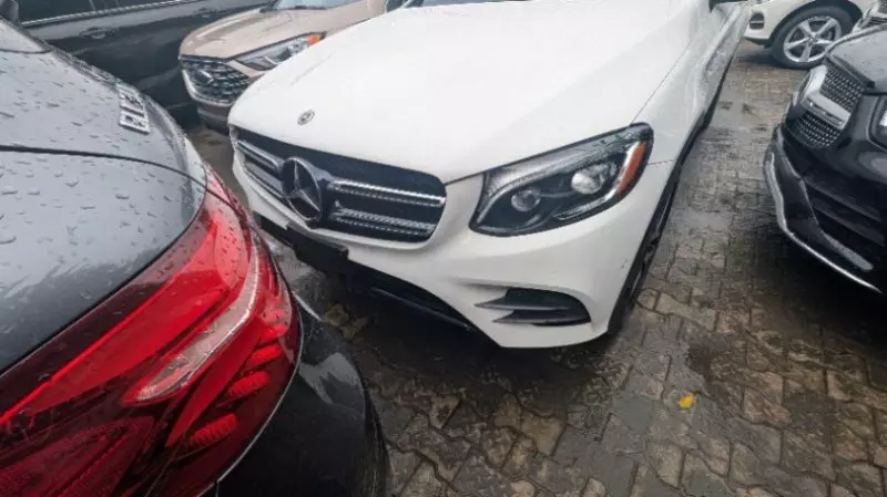 Mercedes-Benz GLC 300