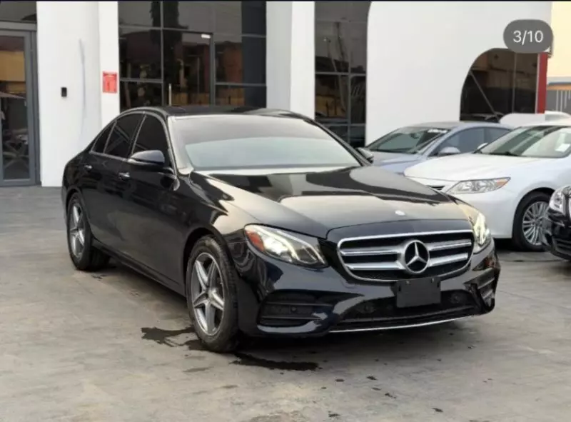 Mercedes-Benz E 300   - 2016