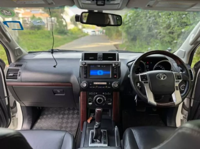 Toyota Landcruiser prado TZ