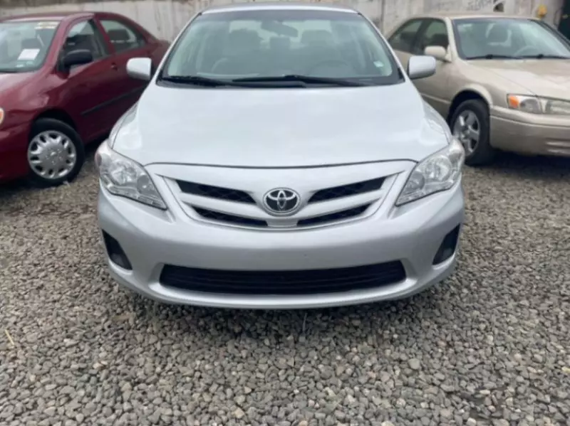 Toyota Corolla   - 2013