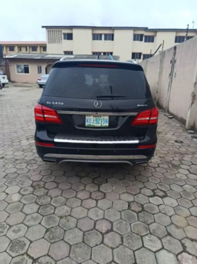 Mercedes-Benz GLS 450   - 2018
