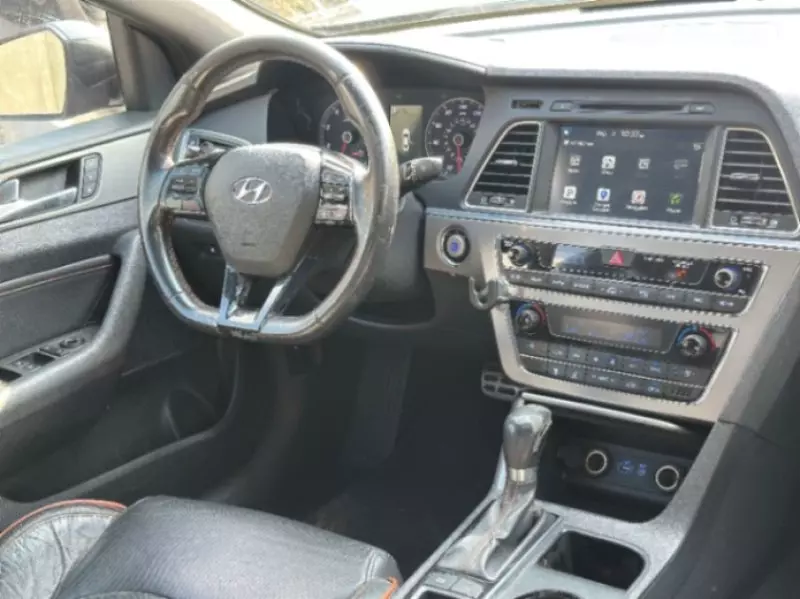 Hyundai Sonata   - 2015