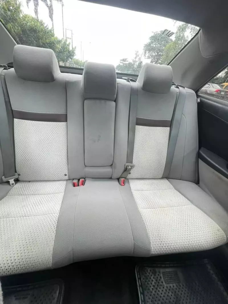 Toyota Camry   - 2012
