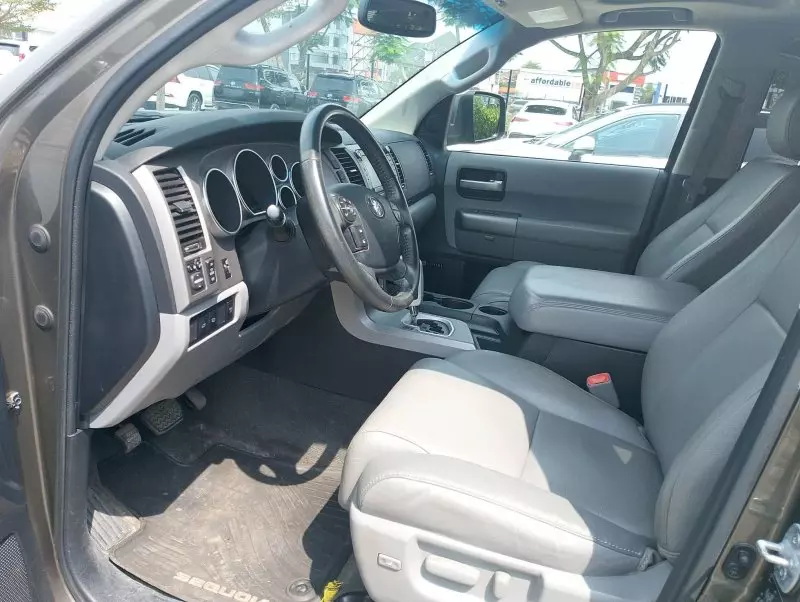 Toyota Sequoia   - 2012