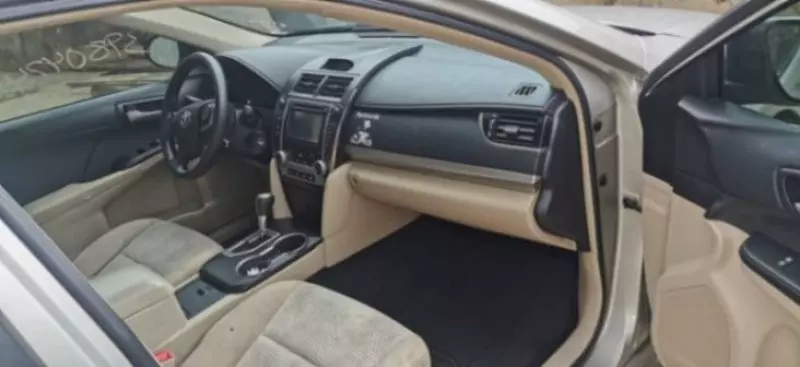 Toyota Camry   - 2013