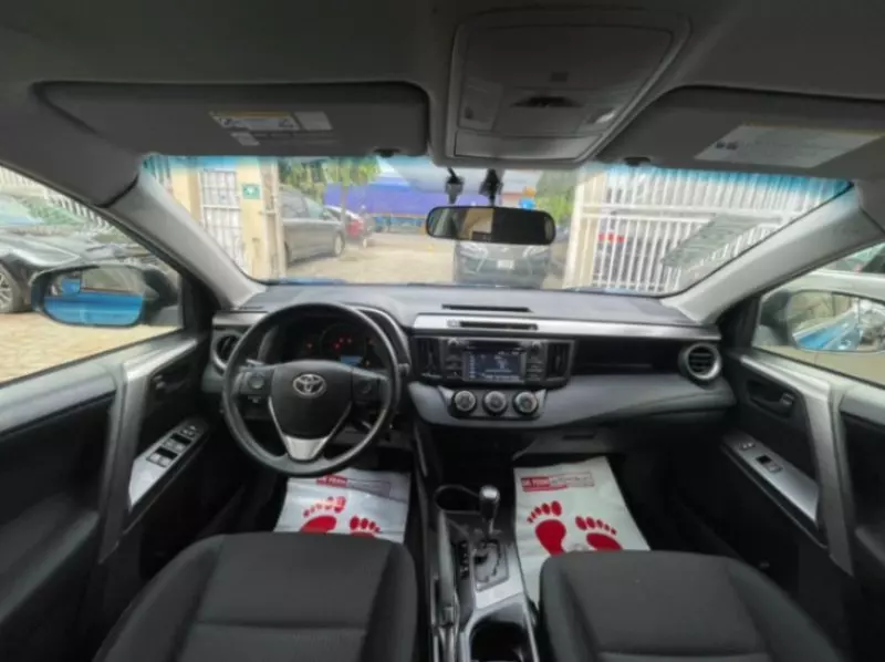 Toyota RAV4   - 2016