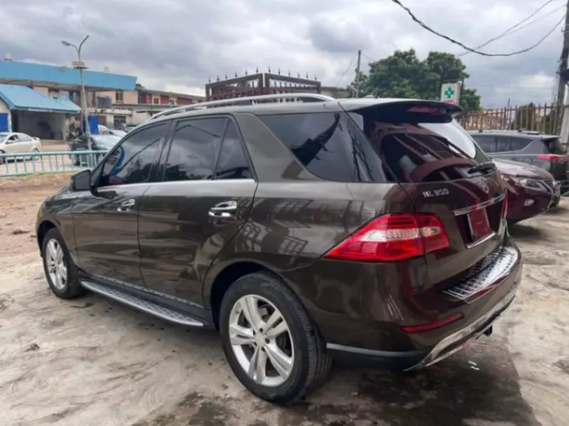 Mercedes-Benz ML 350   - 2013