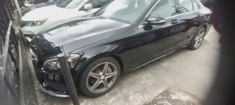 Mercedes-Benz C 300   - 2016