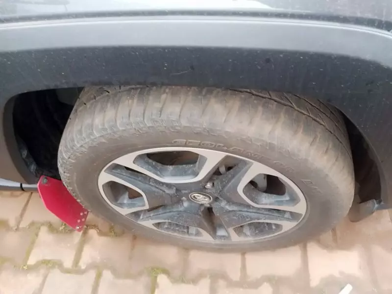 Toyota Rav 4 8AT 2.5l (Adventure Grade)