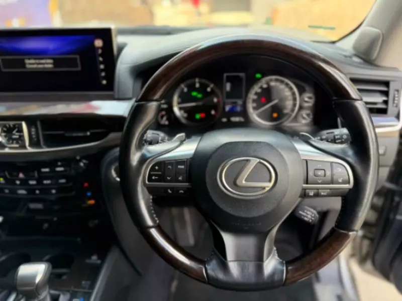 Lexus Ix 450d   - 2017
