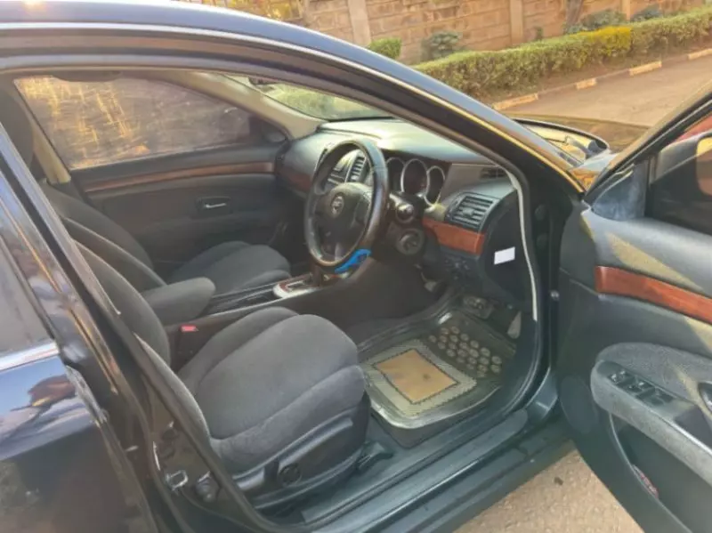 Nissan Bluebird   - 2012