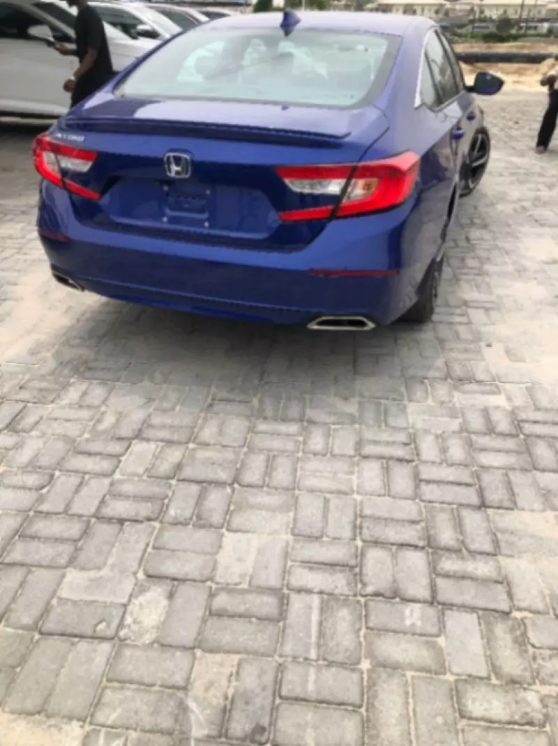 Honda Accord   - 2009