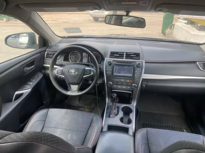 Toyota Camry   - 2015