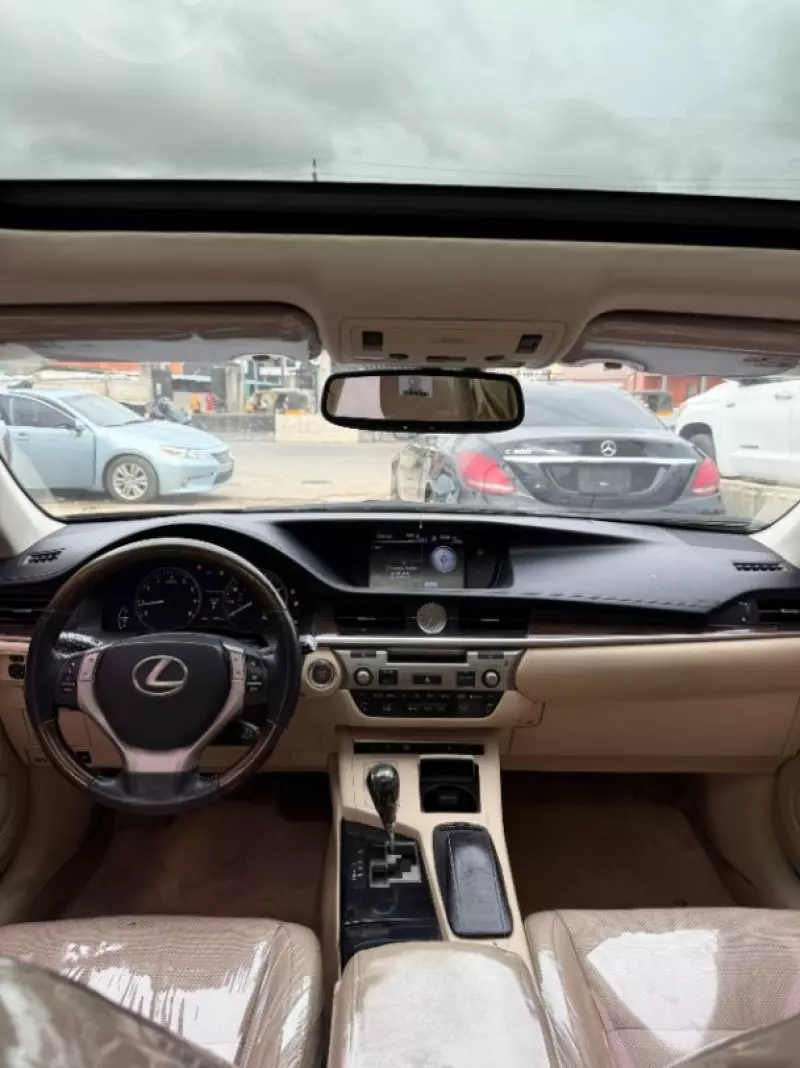 Lexus ES 350   - 2013