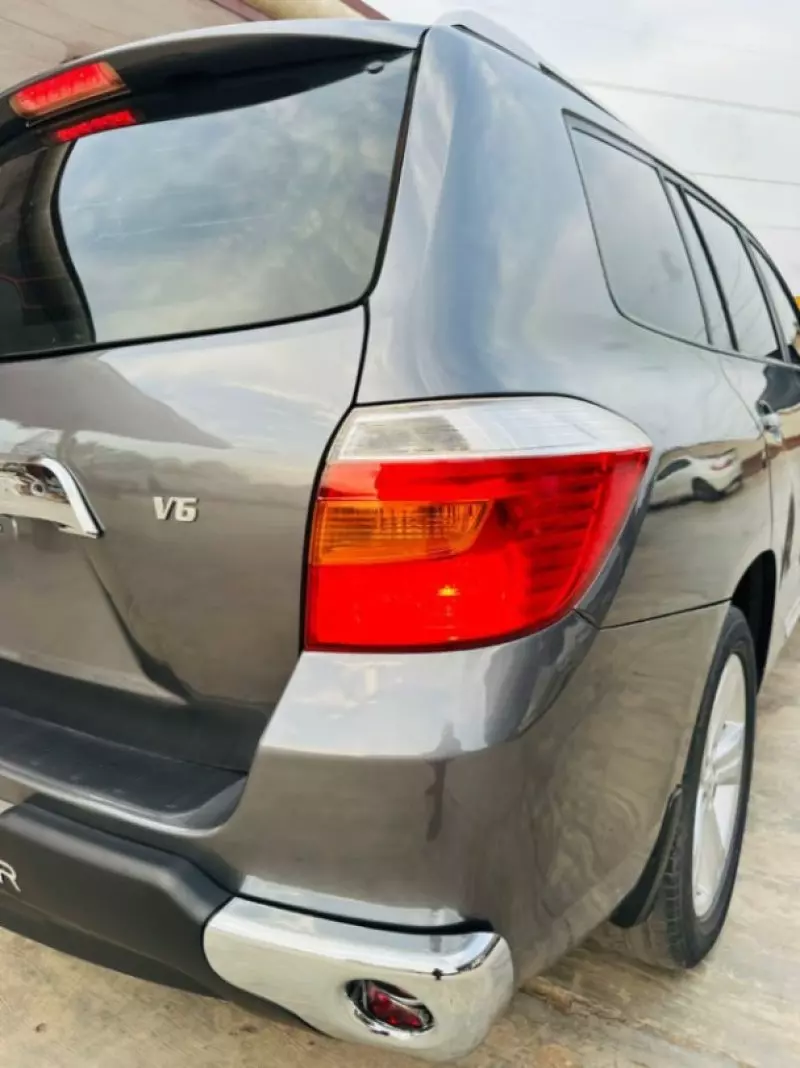 Toyota Highlander   - 2008