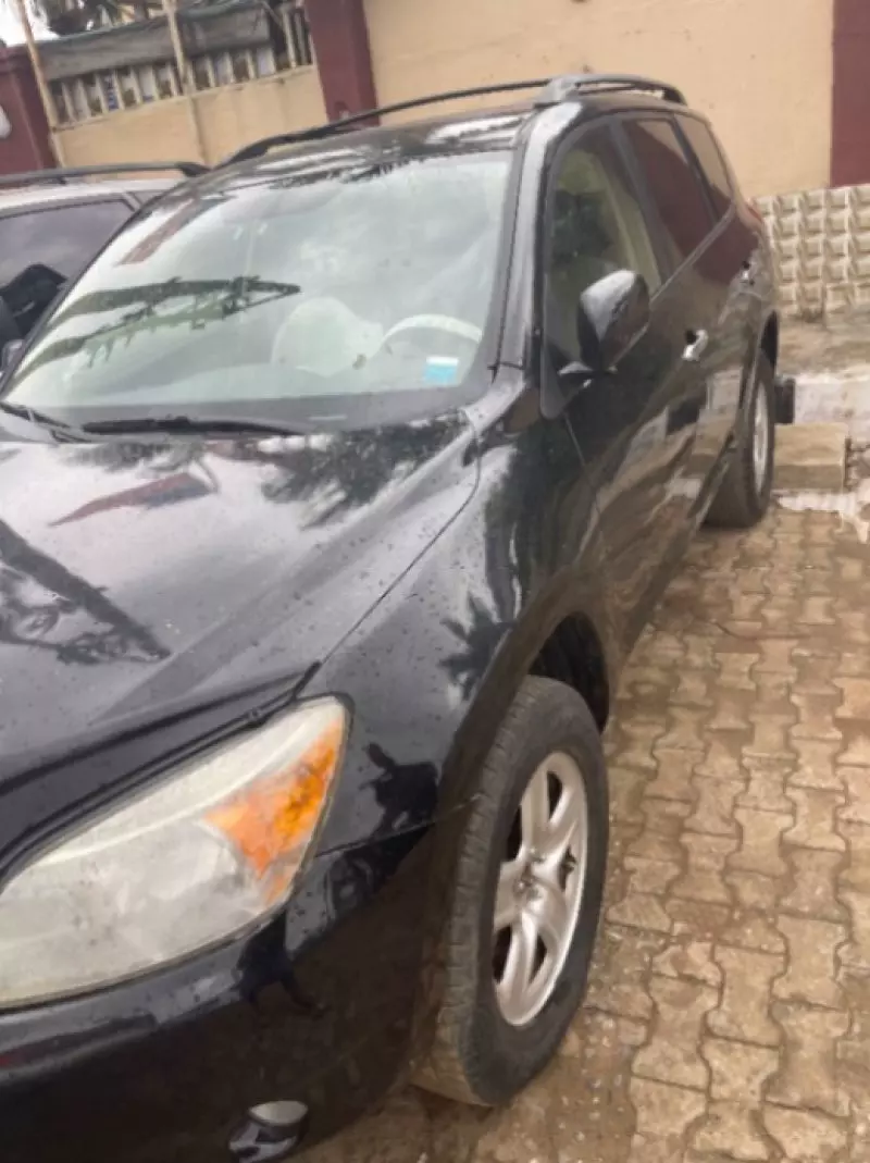 Toyota Rav4   - 2007