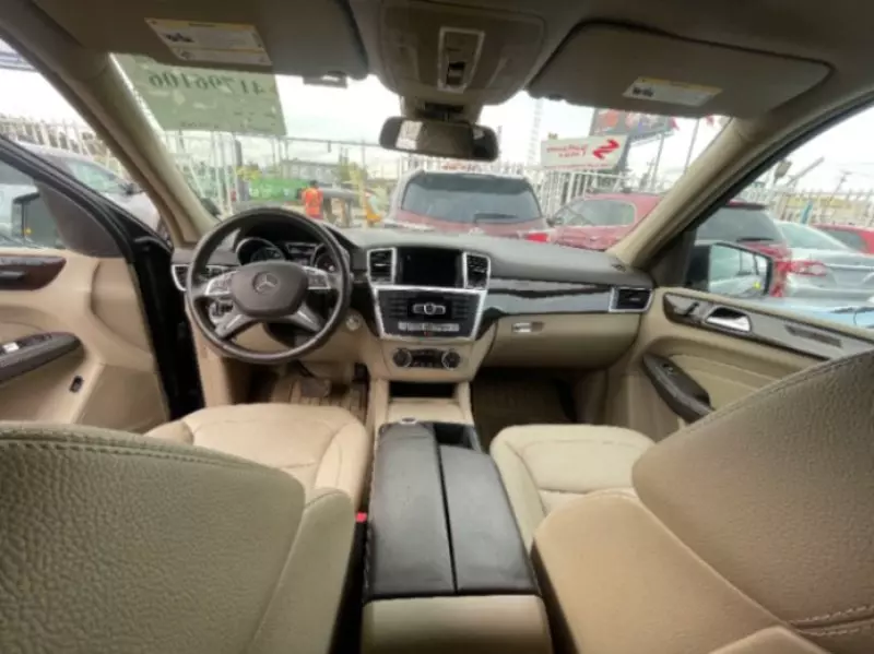 Mercedes-Benz ML 350   - 2015