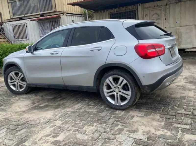 Mercedes-Benz GLA 250   - 2016