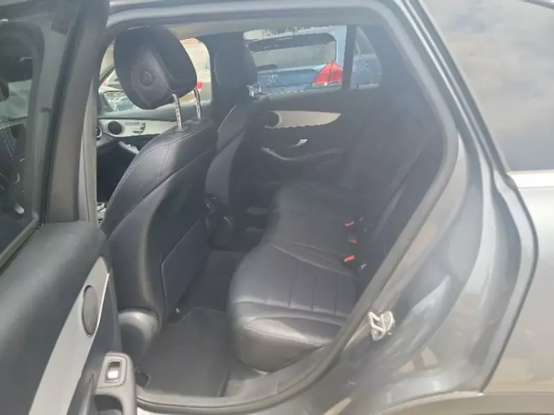 Mercedes-Benz GLC 300   - 2019